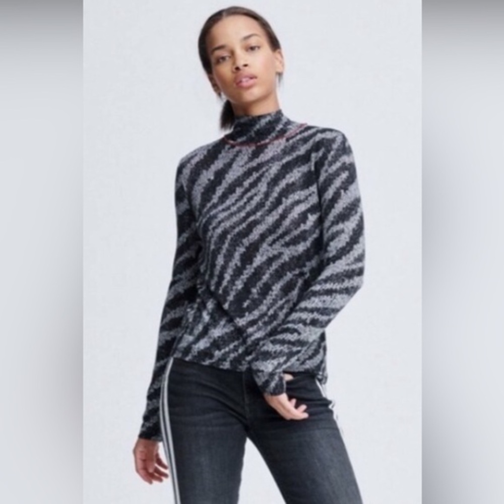 Rag & Bone Zebra top.  Size small.